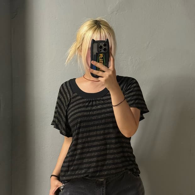 glitter stripe pattern top