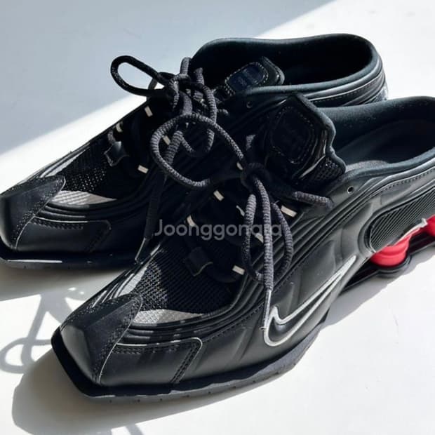 마틴로즈 x 나이키 샥스 검빨 225 나이키샥스