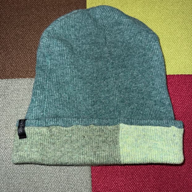 Y's for living 리버서블 비니