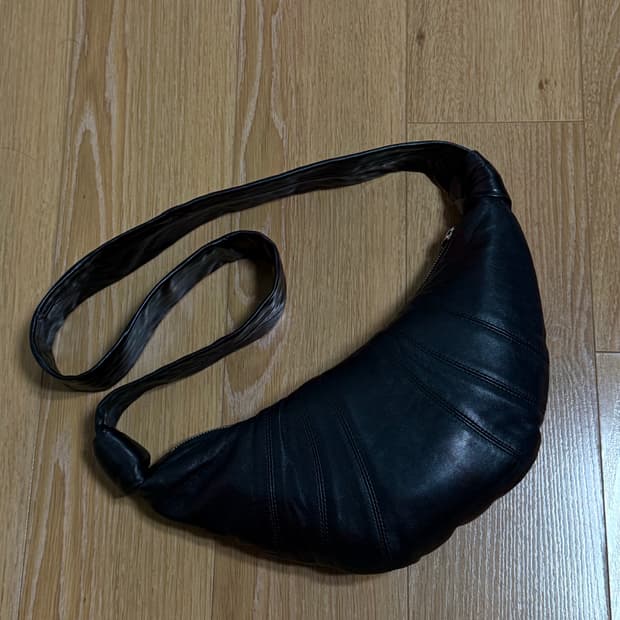 르메르 범백 크루아상 스몰 블랙