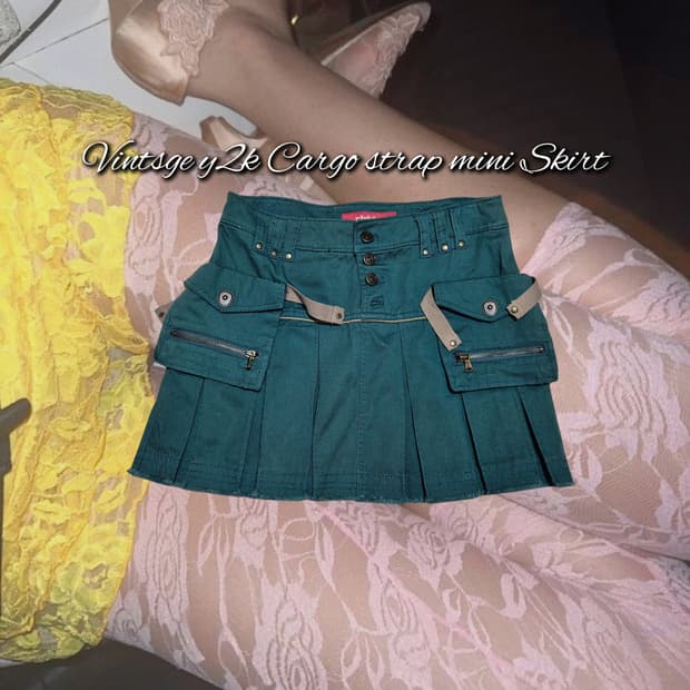 Vintsge y2k Cargo strap mini Skirt