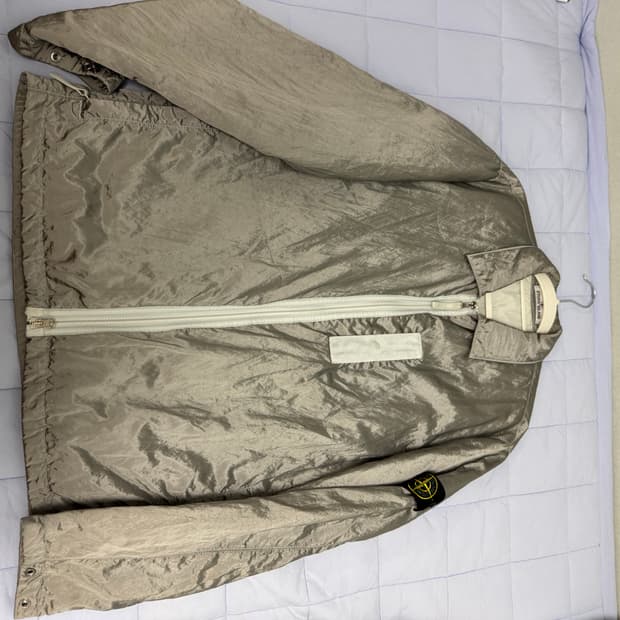 22fw L 스톤아일랜드 나일론메탈 프리마로프트 자켓 아이스