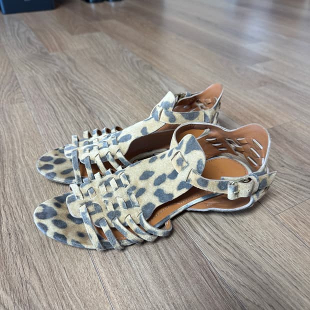 [GIVENCHY] 지방시 레오파드 샌들 245