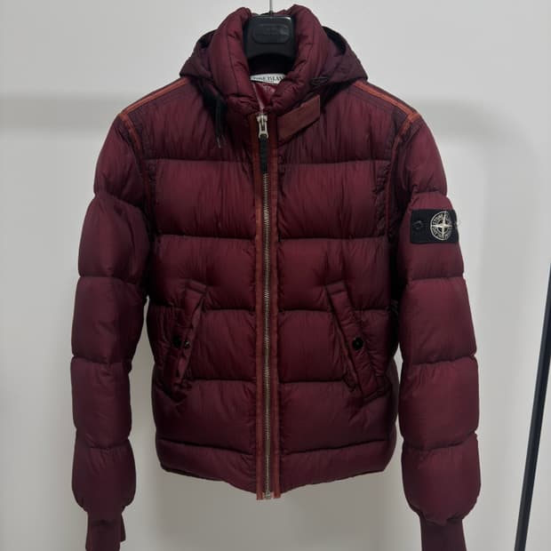 [초레어, 백화점판] 00‘s 스톤아일랜드 심리스 패딩 버건디 와인 L
