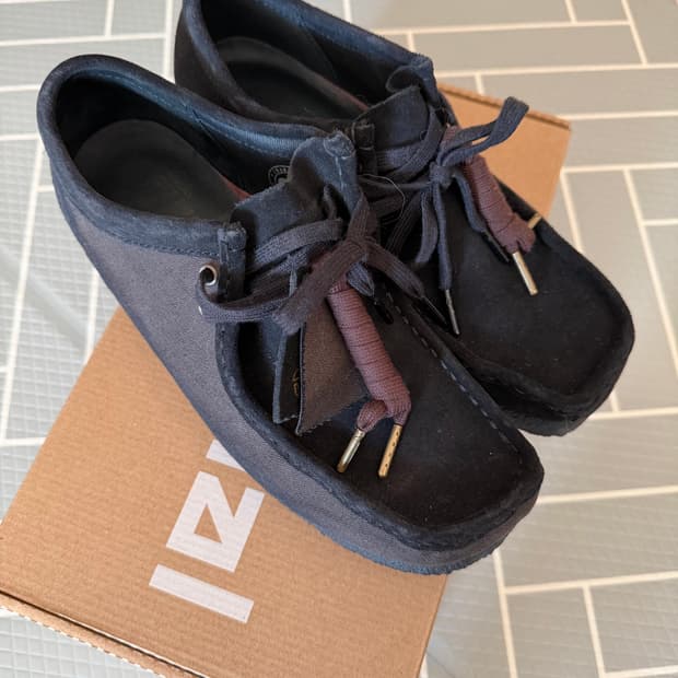 지용킴 X 클락스 선 블리치드 왈라비 265