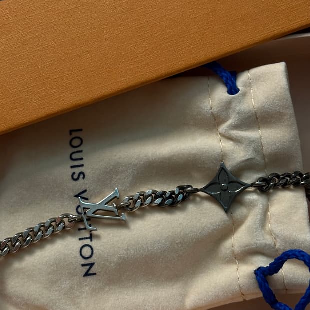 루이비통 LV 인스팅트 팔찌 풀박스