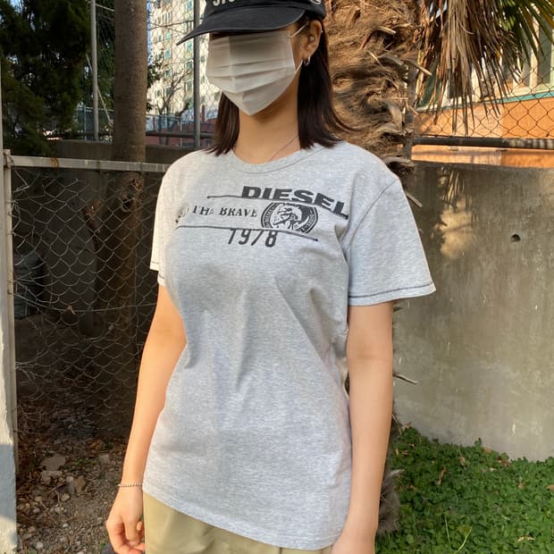 디젤 'Only The Brave' 그래픽 티셔츠 (Grey)