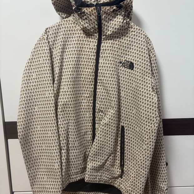 노스페이스 바람막이