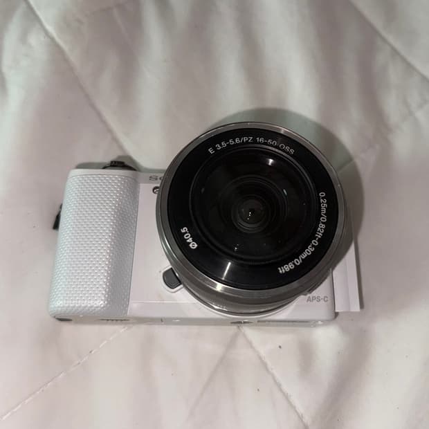 소니 a5000