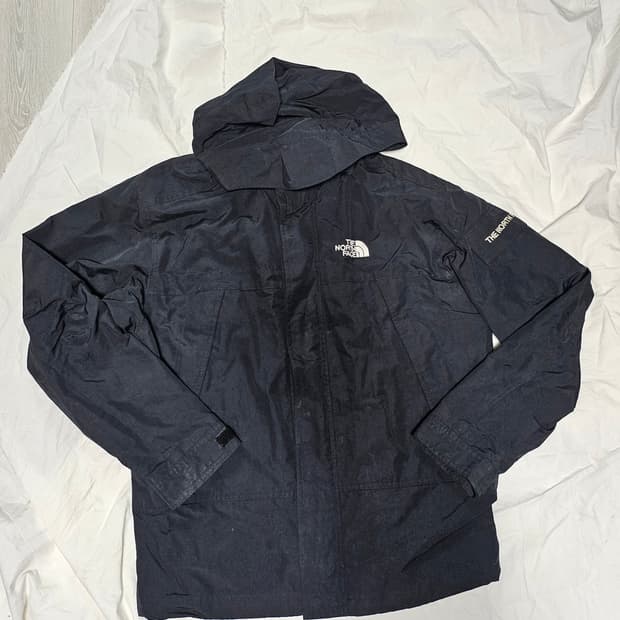 노스페이스 바람막이 블랙 S