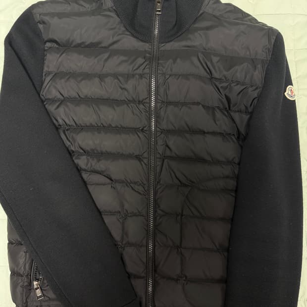 백화점판 몽클레어 김현우 블랙 니트패딩 L