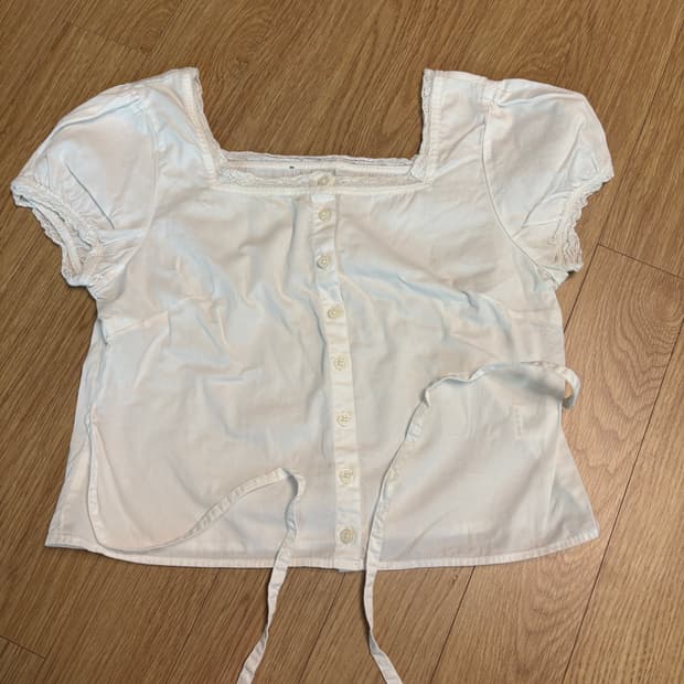 브랜디멜빌 레이스 퍼프 블라우스