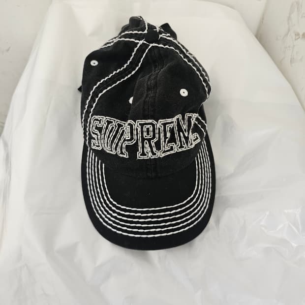슈프림 볼캡