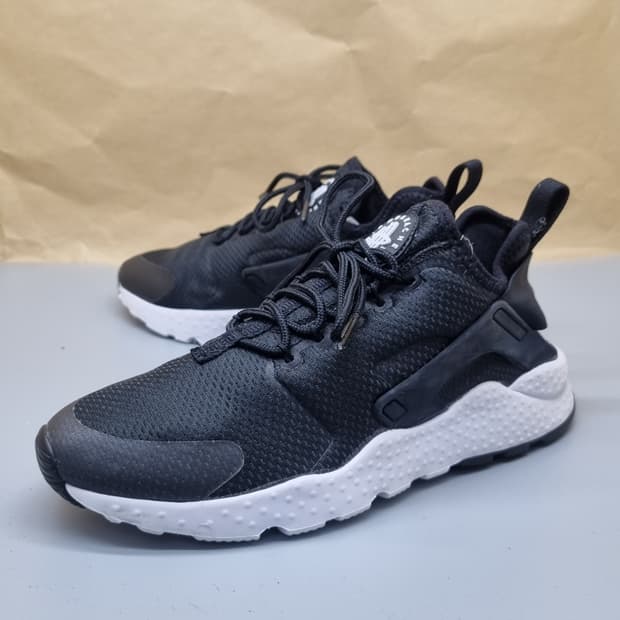 나이키 에어 허라취 런 울트라 운동화235