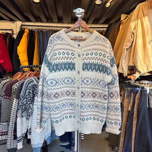 유럽발 Moffat Woollens 헤비 울 에스닉 가디건