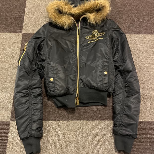 비비안 웨스트우드 퍼 다운 자켓 