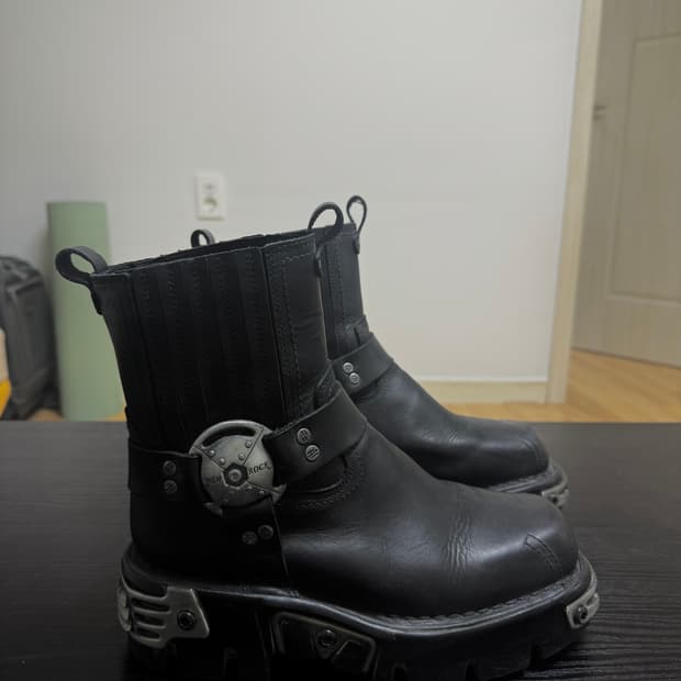뉴락 부츠 38 사이즈 남녀공용 250
