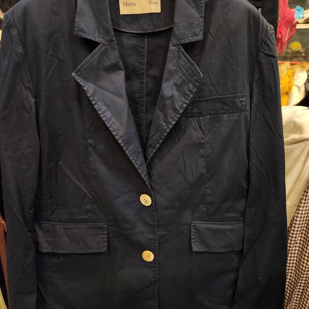 마뗑킴 네이비 자켓
