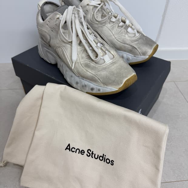 아크네 스튜디오 맨하탄 락어웨이 더티 40