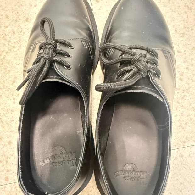 닥터마틴 1461 모노 블랙