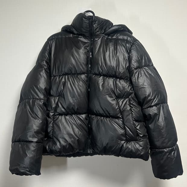 H&M 블랙유광패딩