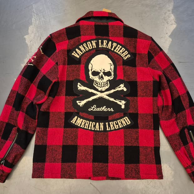 밴슨레더 버팔로체크 울 자켓