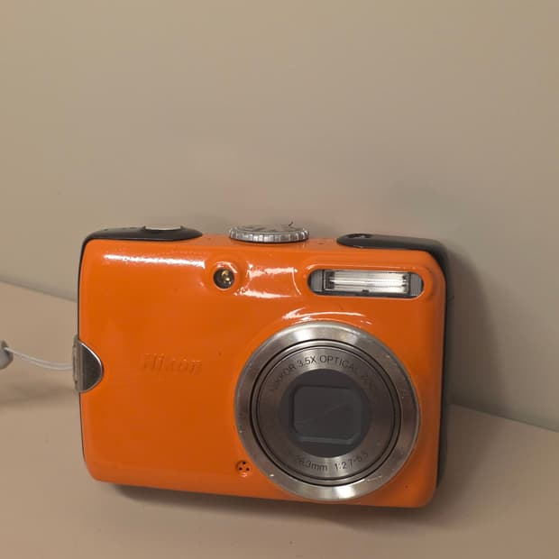 [커스텀] 니콘 쿨픽스P4 Nikon Coolpix P4