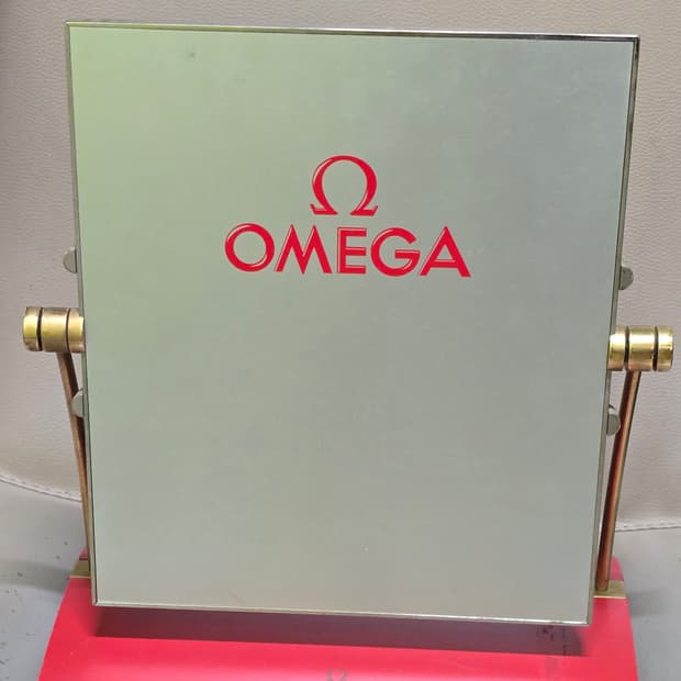 오메가 빈티지 거울