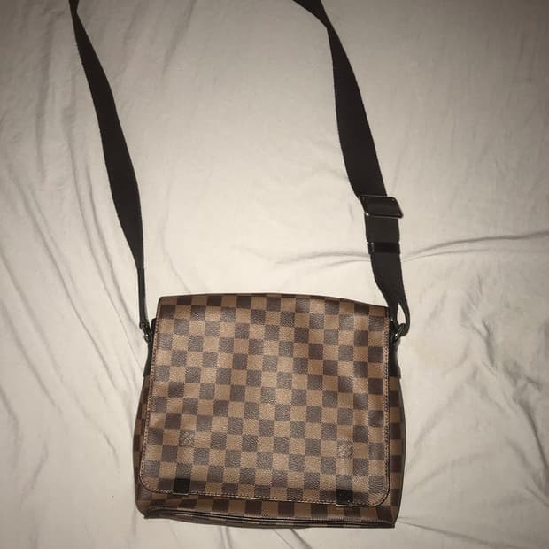 루이비통 크로스백
