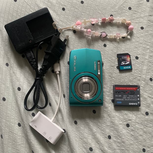 카시오 엑슬림 Z2300 민트 디카