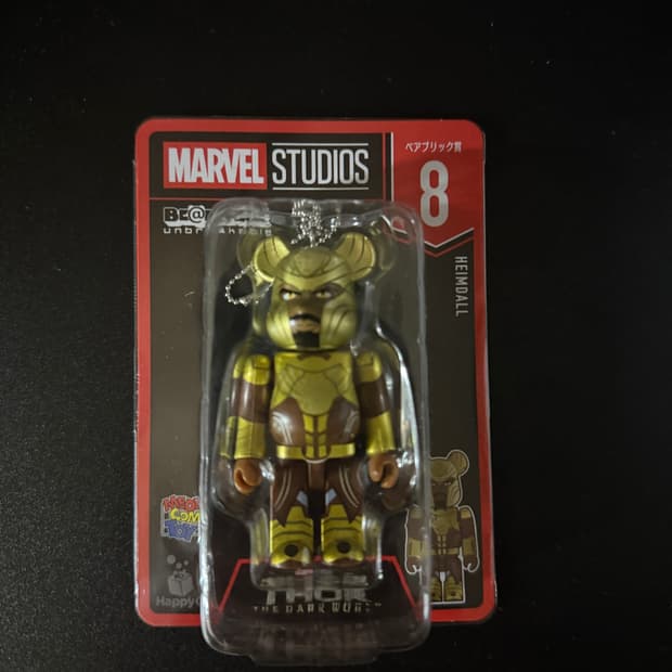 bearbrick 베어브릭 헤임달