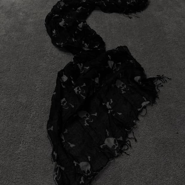 Vintage v-kei punk mood black skullscarf