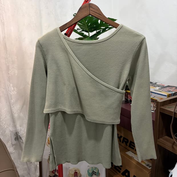 VINTAGE TOP