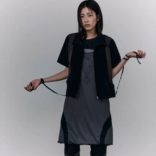 오호스 리버시블 폴디드 원피스 