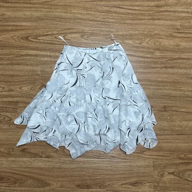 빈티지 레이스 플라워 원피스 히메갸루 로걀 라떼 슈가슈가룬 오네갸루 긱시