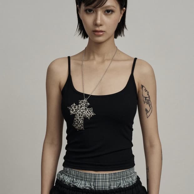 Black leopard cross necklace sleeveless