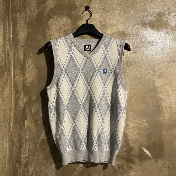 풋조이 FJ 니트 베스트