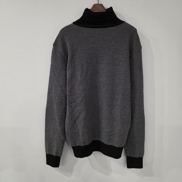 타이틀리스트 터틀넥 니트 M(95)