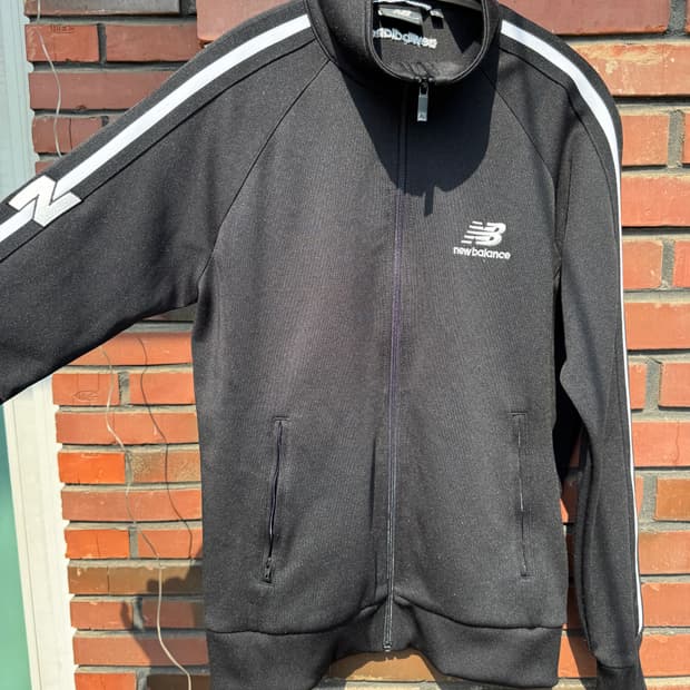 뉴발란스 블랙 져지 트랙탑 M