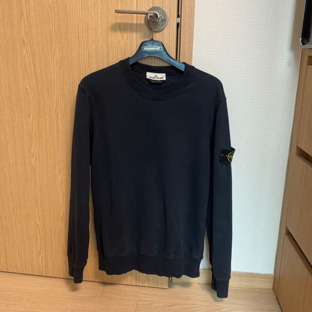 스톤아일랜드 네이비 맨투맨 L