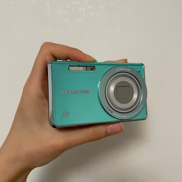 올림푸스 FE-4020 아쿠아블루