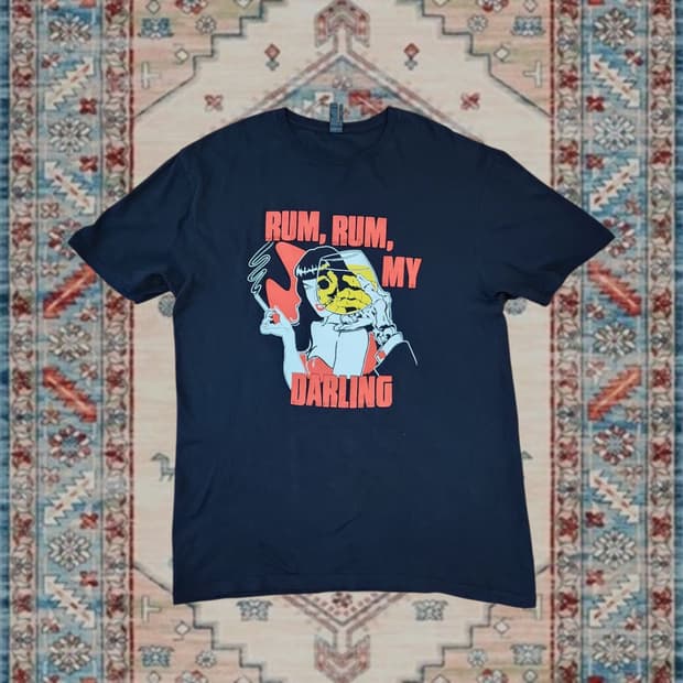 Gildan RUM RUM MY DARLING 그래픽 반팔 티셔츠 L