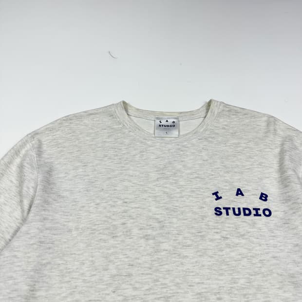 아이앱스튜디오 오트밀 롱슬리브 맨투맨 (L)