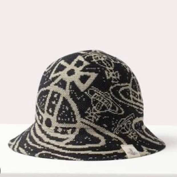 정품 한정판 비비안웨스트우드 버킷햇 모자 엄청가벼움
