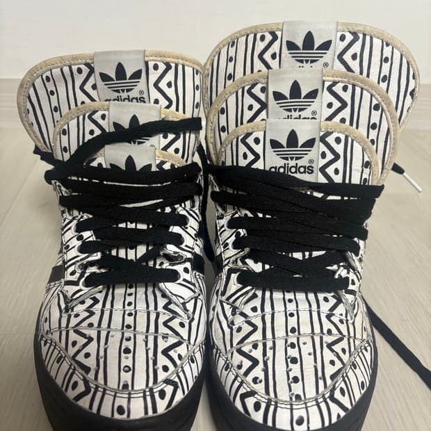 아디다스 제레미스캇