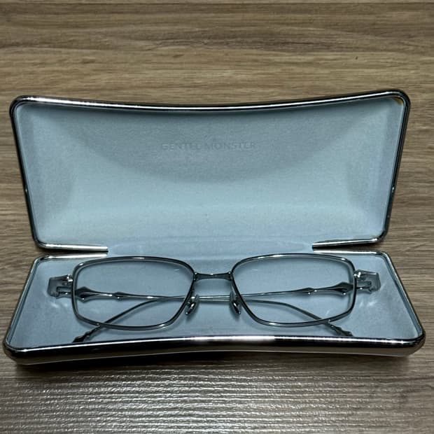 젠틀몬스터 안경