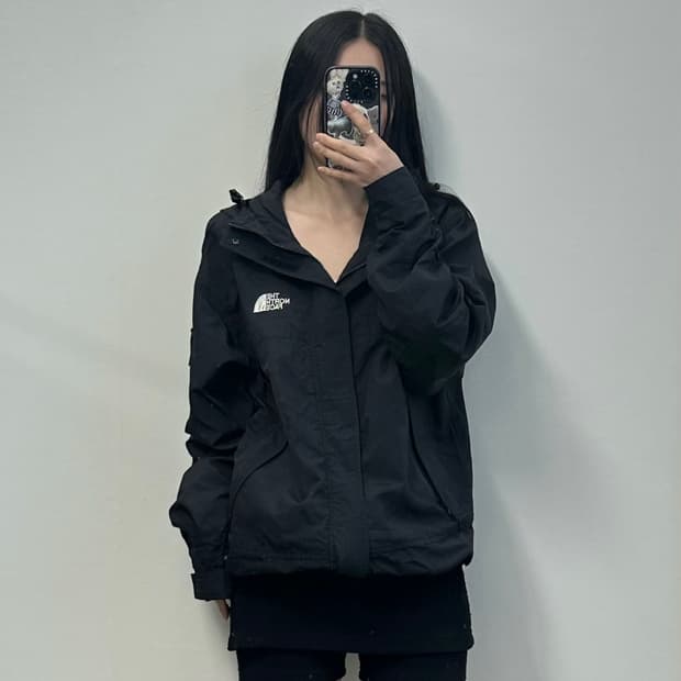 노스페이스 포켓 블랙 윈드 바람막이 자켓