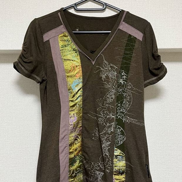 ozz on 오즈온 배색 브라운 반팔 브라운 