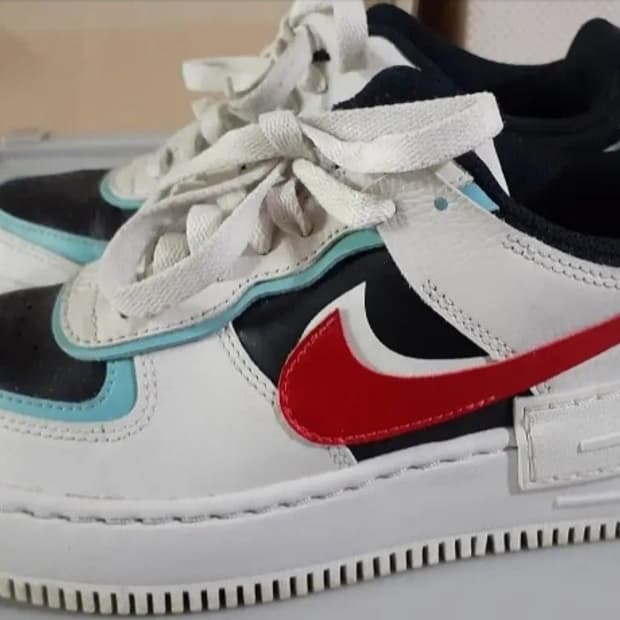 나이키 에어포스1 로우 쉐도우 블리치드 아쿠아 칠리레드 235