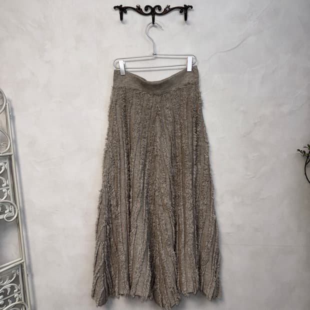Beige grunge knit maxi banding skirt